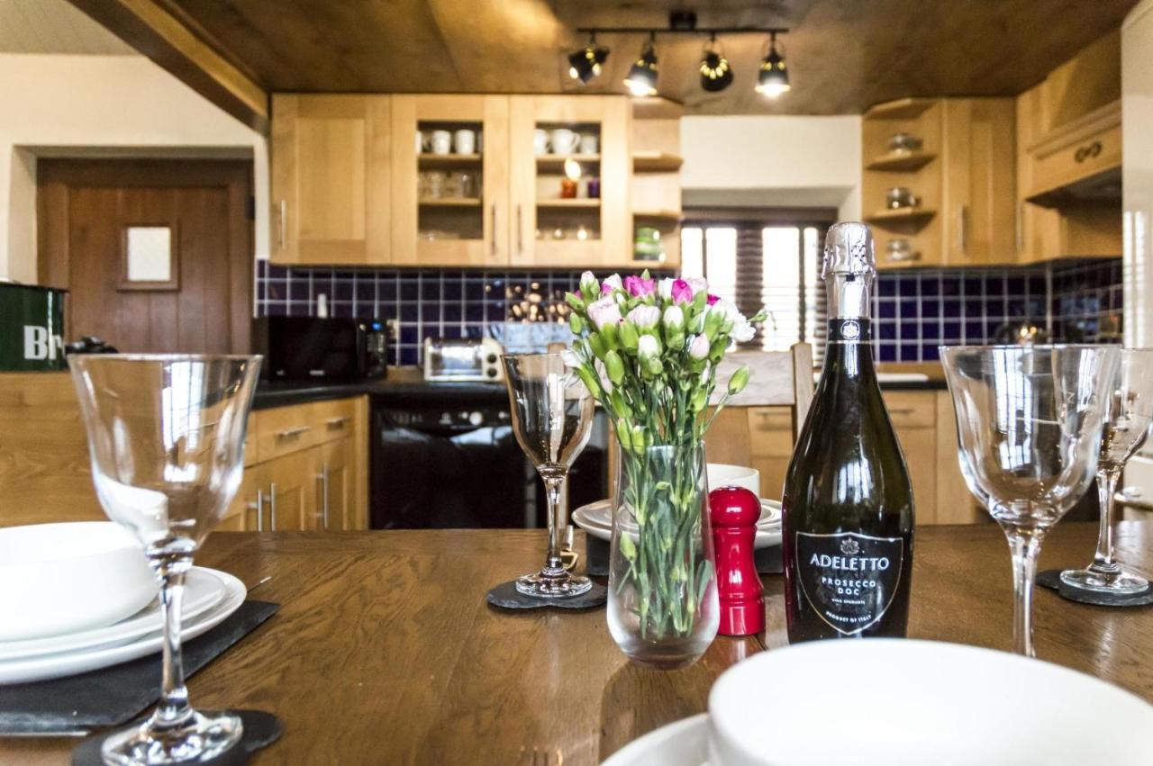 Foxglove - Luxurious Barn Conversion - Blossom Farm Johnston Exteriér fotografie