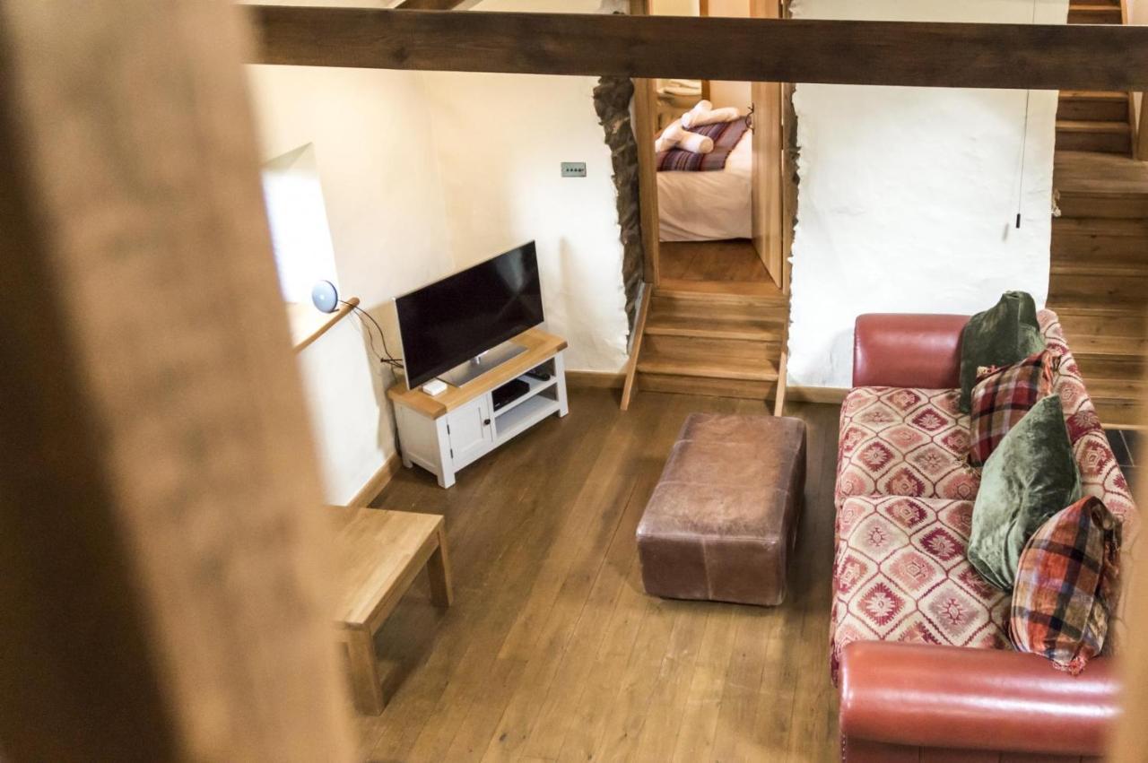 Foxglove - Luxurious Barn Conversion - Blossom Farm Johnston Exteriér fotografie